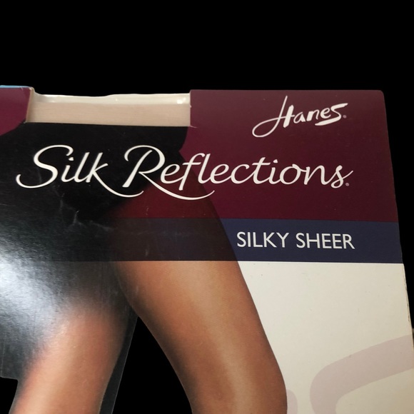 NOS Hanes Silk Reflections Control Top Sandalfoot Panty Hose Travel Buff SZ EF - Picture 4 of 5